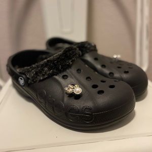 Crocs with faux fur